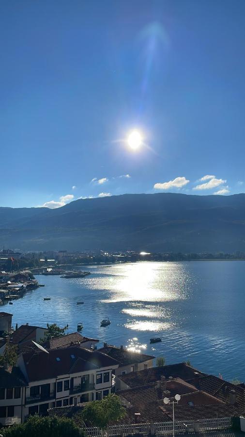 Villa Una Ohrid Bagian luar foto