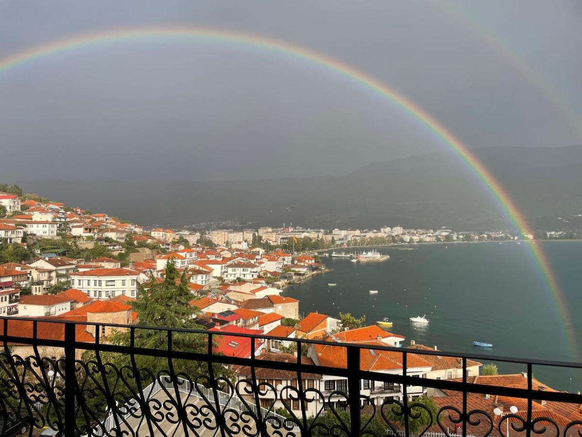 Villa Una Ohrid Bagian luar foto